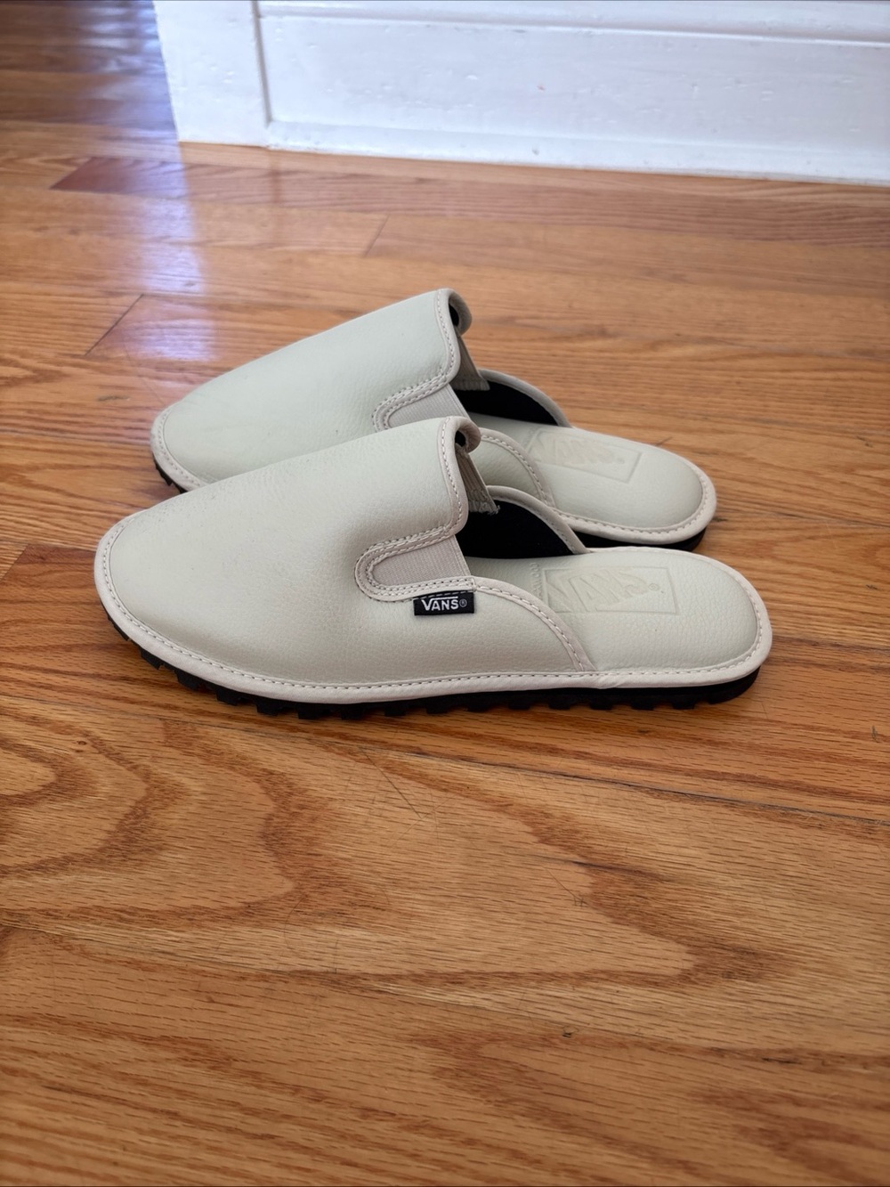 Vans Men’s Slip-On Mule in Cream/Off-White